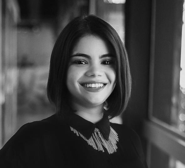 Ana Julia Oliveira